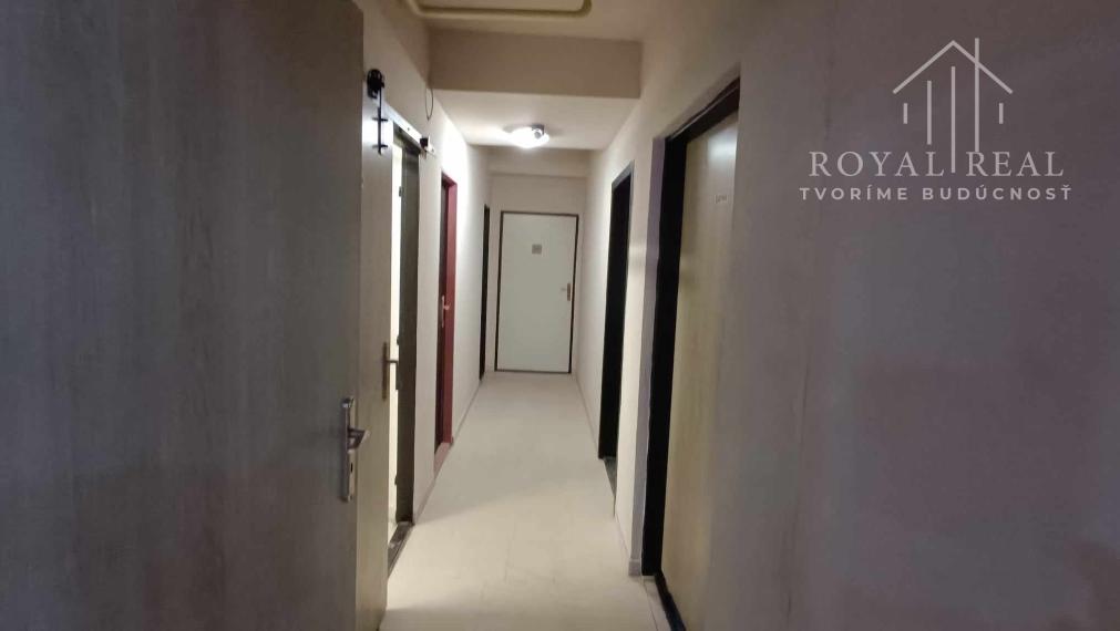 KOLONÁDA - bytový dom 202 m2 - PARKING pre 8 áut výnimočná INVESTIČNÁ PRÍLEŽITOSŤ