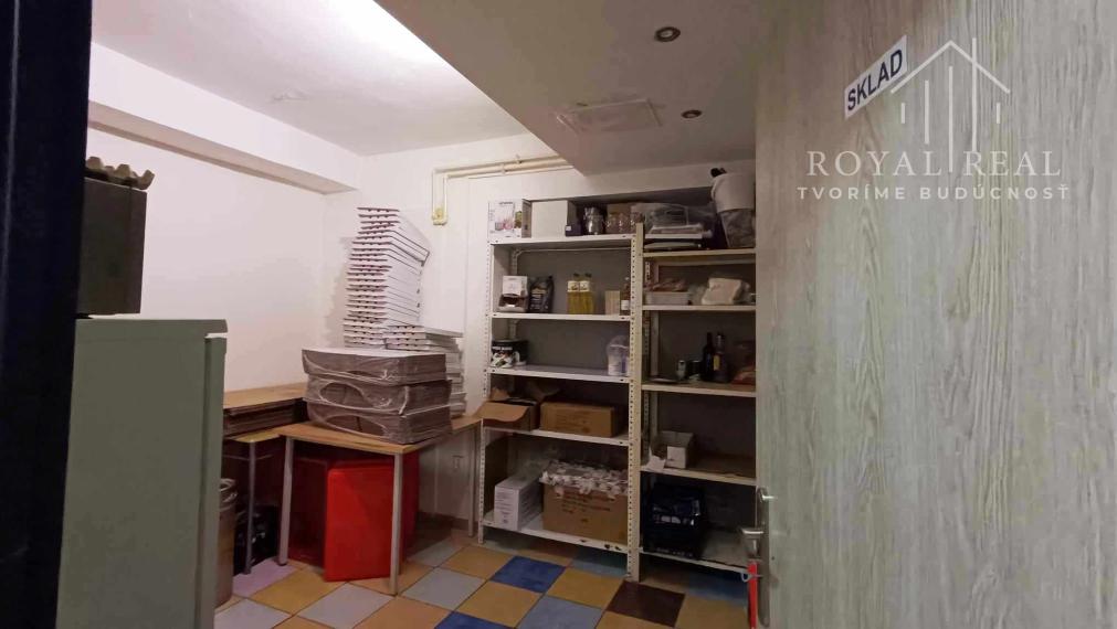 KOLONÁDA - bytový dom 202 m2 - PARKING pre 8 áut výnimočná INVESTIČNÁ PRÍLEŽITOSŤ