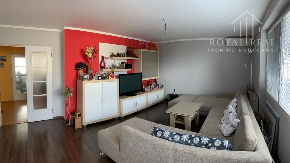 NÁMESTIE REPUBLIKY-4-i byt 100 m2, PRESTÍŽNA LOKALITA, uzatvorený dvor