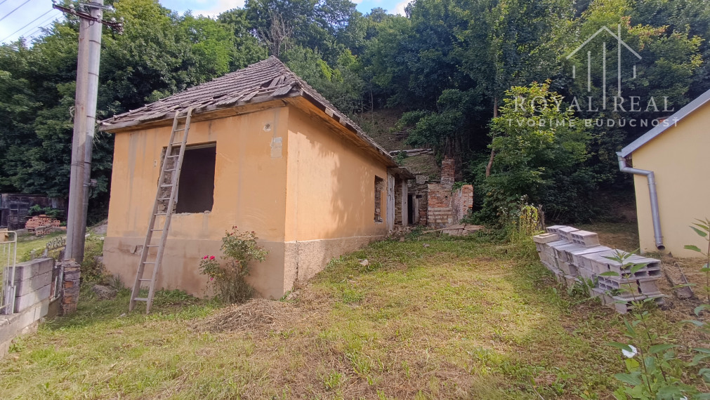 Stavebný pozemok - Poltár