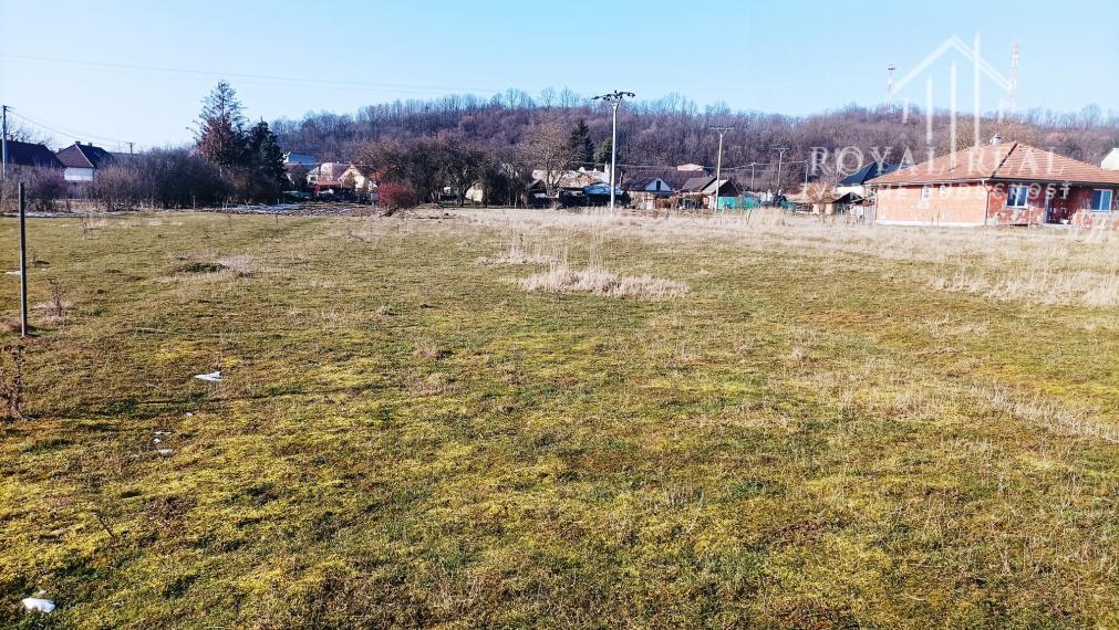 KALINOVO-stavebný pozemok 1200 m2  -JEDNA PARCELA REZERVOVANÁ