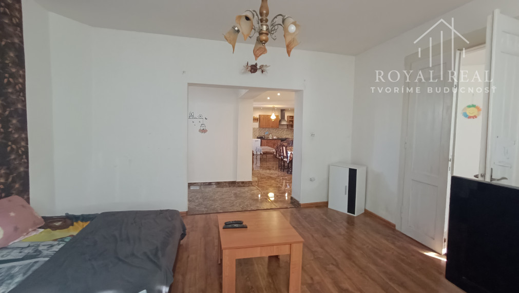 PRÍZEMNÝ RODINNÝ DOM LUČENEC