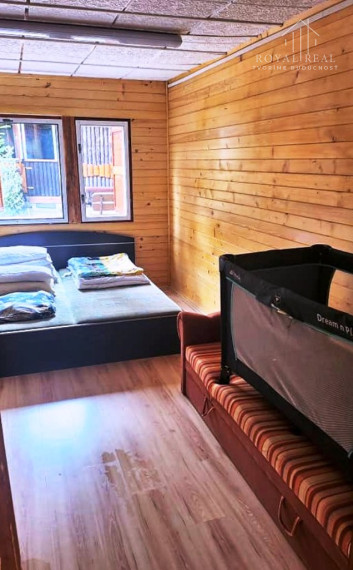 UHORSKÉ- Chatky 48 m2 pri vodnej ploche s celoročným užívaním