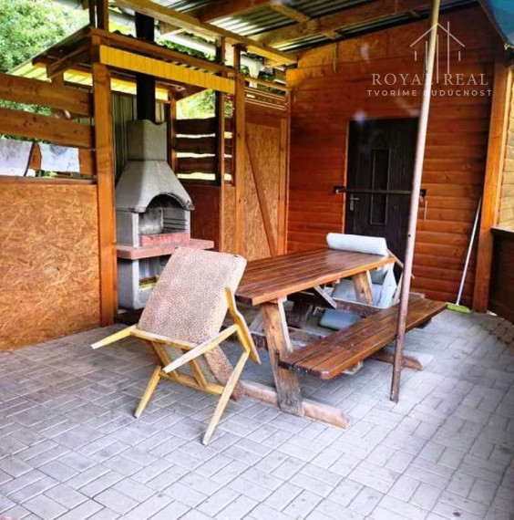 UHORSKÉ- Chatky 48 m2 pri vodnej ploche s celoročným užívaním