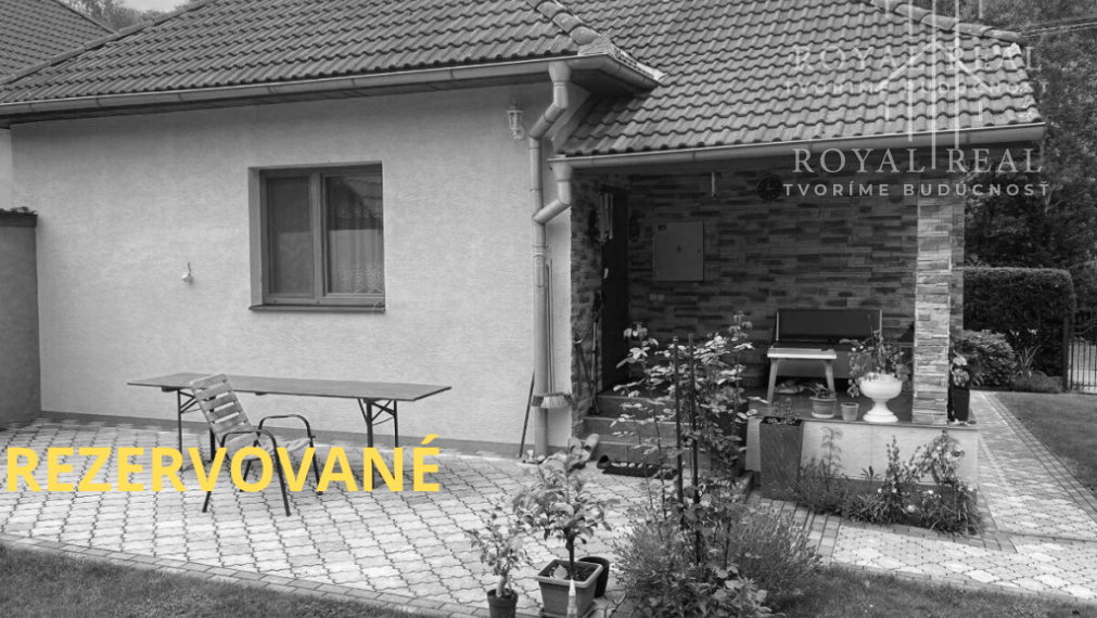 ZLATNO okr. Poltár - 4 -i DOM na pozemku 1249 m2, GARÁŽ, záhrada TICHÉ miesto ny bývanie- REZERVOVANÉ