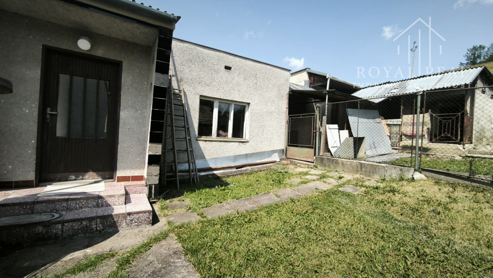 Menší rodinný dom - víkendový domček