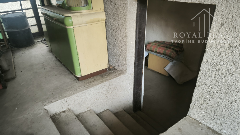 Menší rodinný dom - víkendový domček