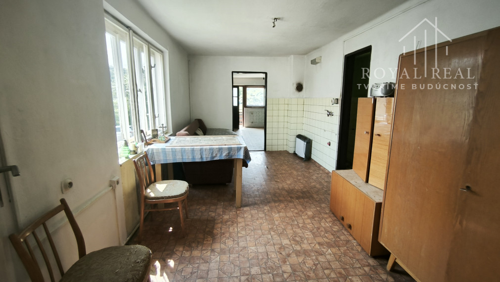 Menší rodinný dom - víkendový domček