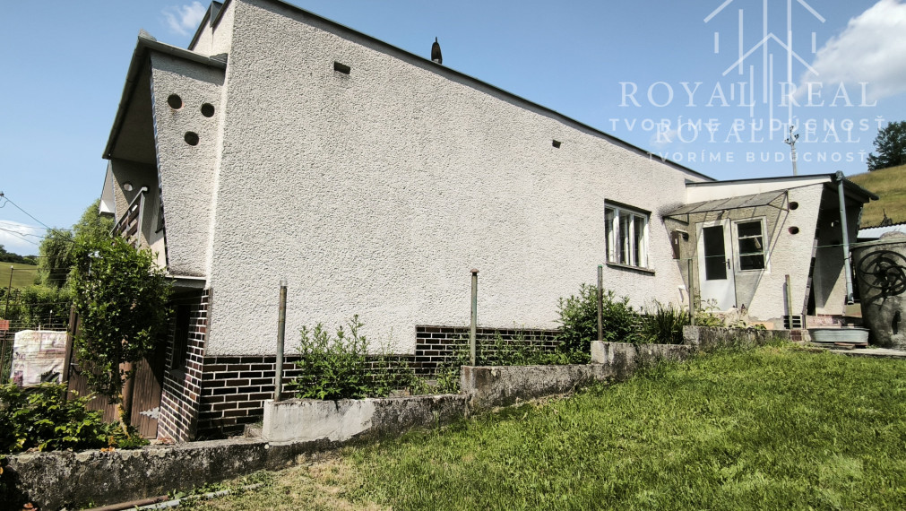 ÚŽASNÁ CENA za víkendový domček v obci LIPOVANY  okres LUČENEC v atraktívnej lokalite obklopenej nádhernou prírodou