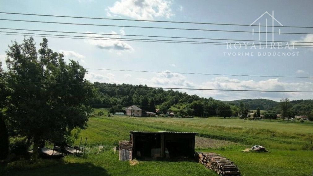 ÚŽASNÁ CENA za víkendový domček v obci LIPOVANY  okres LUČENEC v atraktívnej lokalite obklopenej nádhernou prírodou