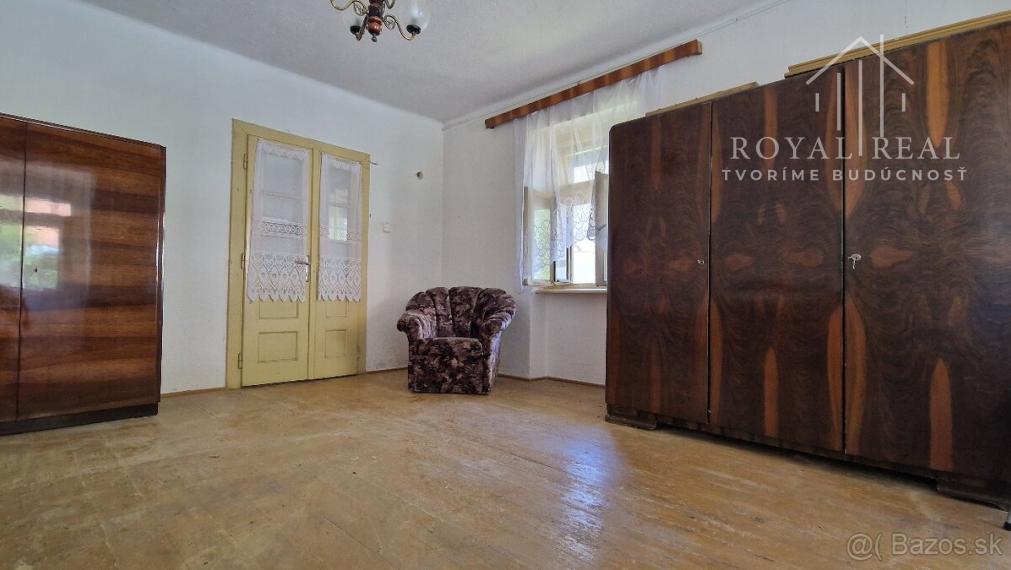 POLTÁR 2 izbový VÍKENDOVÝ domček (chalupa)na pozemku 1193 m2, pôvodný stav IDEÁLNY na REKONŠTRUKCIU