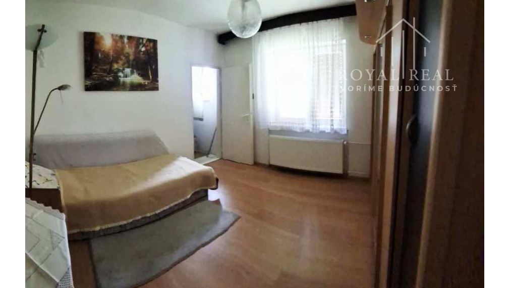 PANICKÉ DRAVCE - RD na pozemku 54 árov - ideálne farmárske bývanie na vidieku