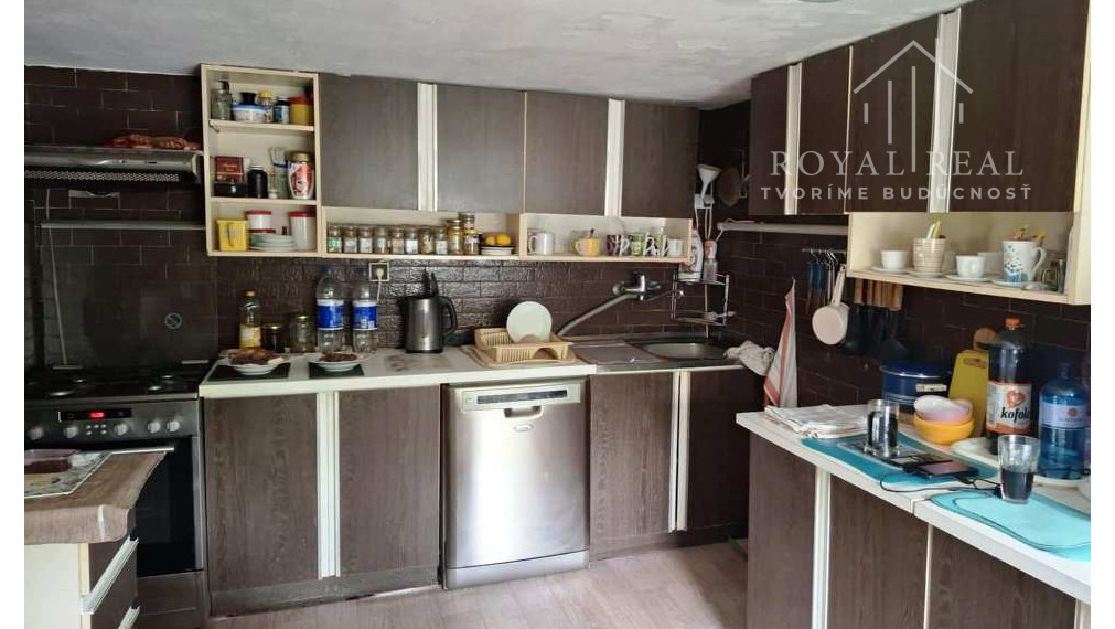 PANICKÉ DRAVCE - RD na pozemku 54 árov - ideálne farmárske bývanie na vidieku