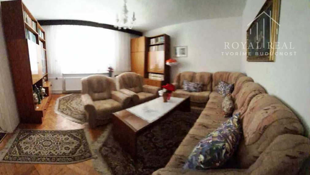 PANICKÉ DRAVCE - RD na pozemku 54 árov - ideálne farmárske bývanie na vidieku