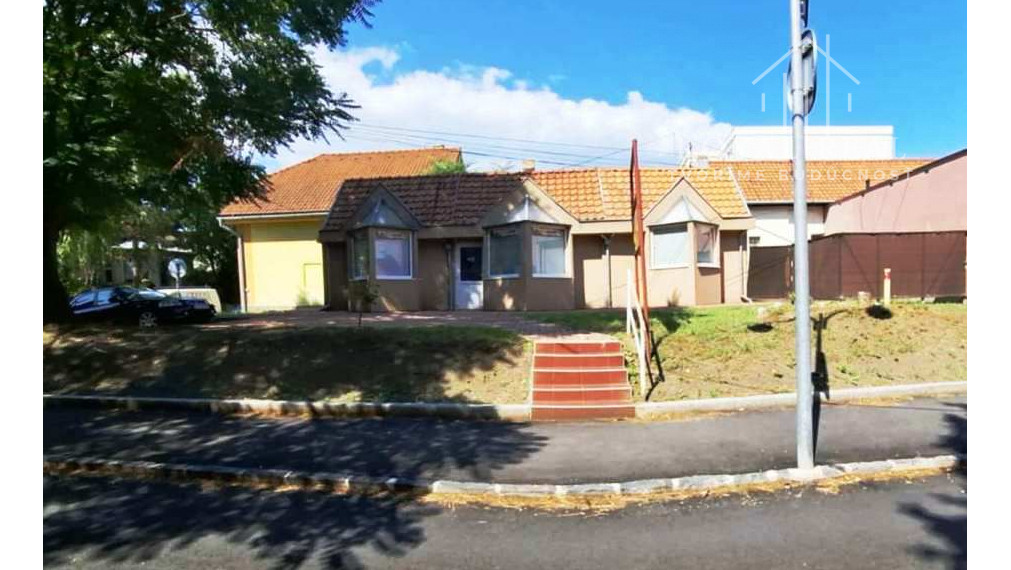 Atraktívny priestor na PODNIKANIE v STREDE MESTA LUČENEC