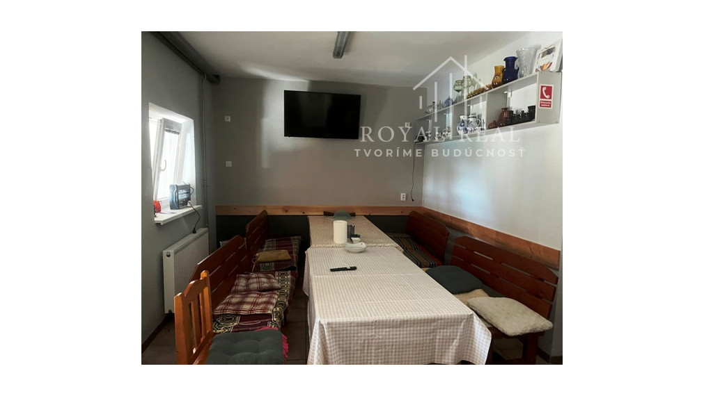 VIDINÁ okr. LUČENEC - RD 240 m2 , BAZÉN, TERASA, GARÁŽ - komplet zrekonštruovaný a zariadený