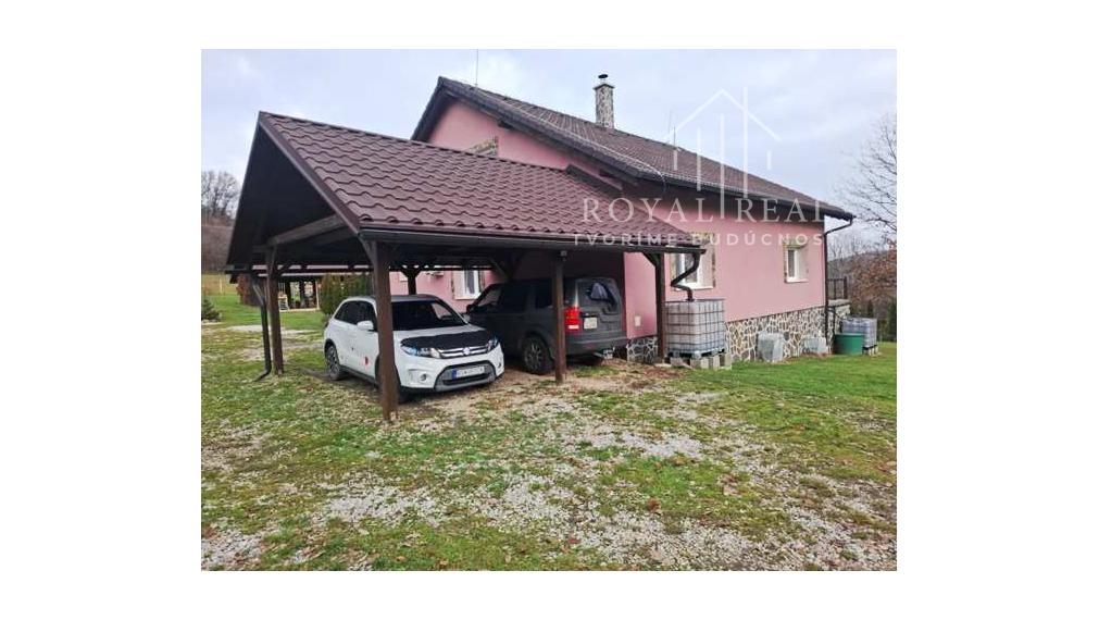 LUKOVIŠTIA okr. RIMAVSKÁ SOBOTA -  štýlovo zrekonštruovaná RODINNÁ USADLOSŤ 1,8 ha s bohatým zázemím