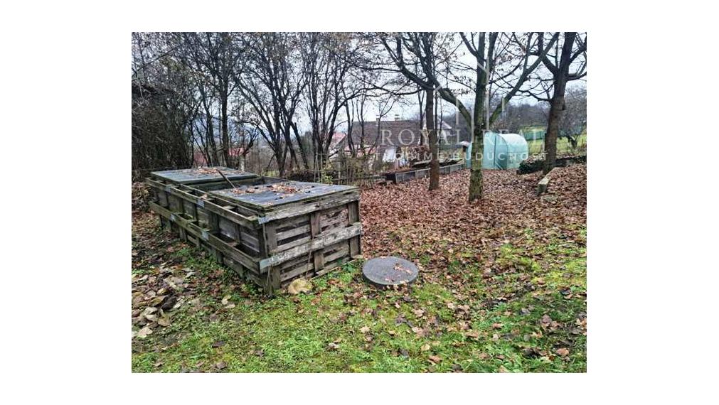 LUKOVIŠTIA okr. RIMAVSKÁ SOBOTA -  štýlovo zrekonštruovaná RODINNÁ USADLOSŤ 1,8 ha s bohatým zázemím