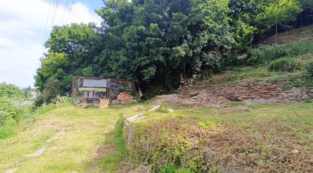 POLTÁR-pozemok 772 m2 PRIAMO POD LESOM