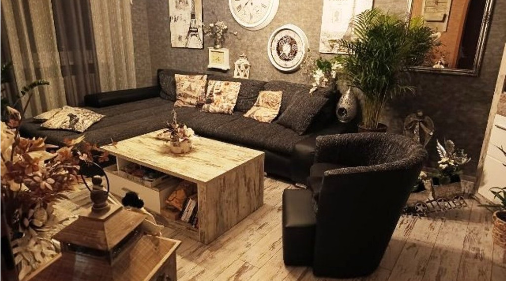 OSLOBODITEĽOV - 4-i KLIMATIZOVANÝ KOMPLETNE ZREKONŠTRUOVANÝ a KOMPLETNE ZARIADENÝ byt  v CENE