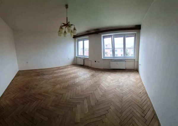 Ľ.Štúra 3-i byt, 77 m2 v jednej z najžiadanejších lokalít mesta !!!!