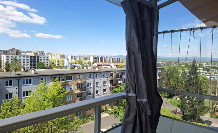Rúbanisko I - 2 - izbový byt 46 m2, BALKÓN, čiastočná rekonštrukcia, KRÁSNY VÝHĽAD na okolie - fotografia 5