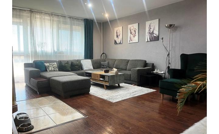 VIDINÁ okr. LUČENEC - RD 240 m2 , BAZÉN, TERASA, GARÁŽ - komplet zrekonštruovaný a zariadený - fotografia 1