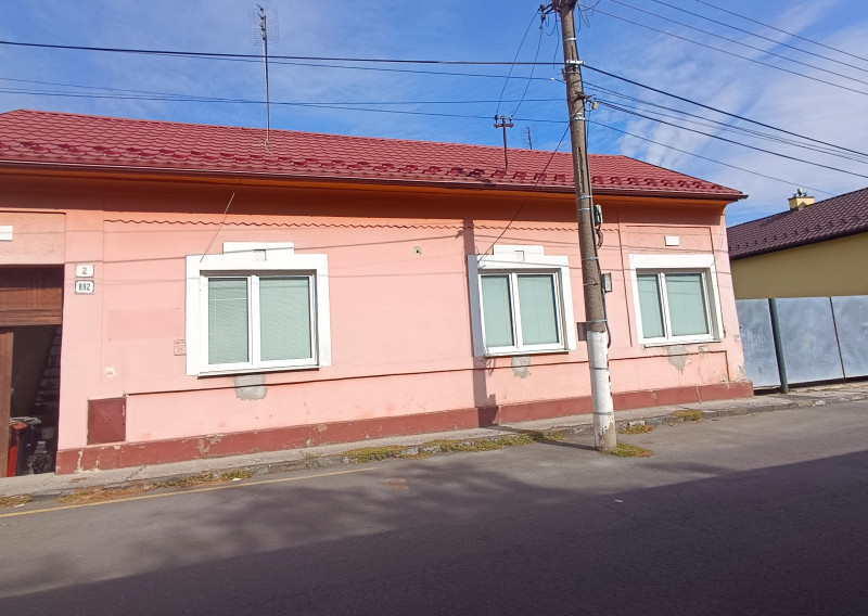 PRÍZEMNÝ RODINNÝ DOM LUČENEC